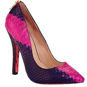 Betsy Johnson size 6 taya heels